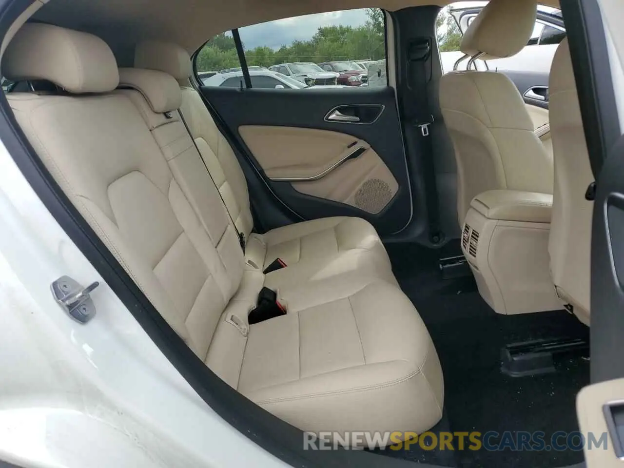 10 Photograph of a damaged car WDCTG4GB8KU004357 MERCEDES-BENZ GLA-CLASS 2019