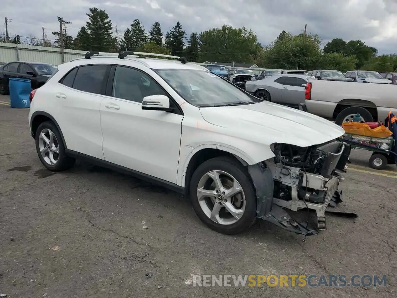 4 Photograph of a damaged car WDCTG4GB8KU004357 MERCEDES-BENZ GLA-CLASS 2019