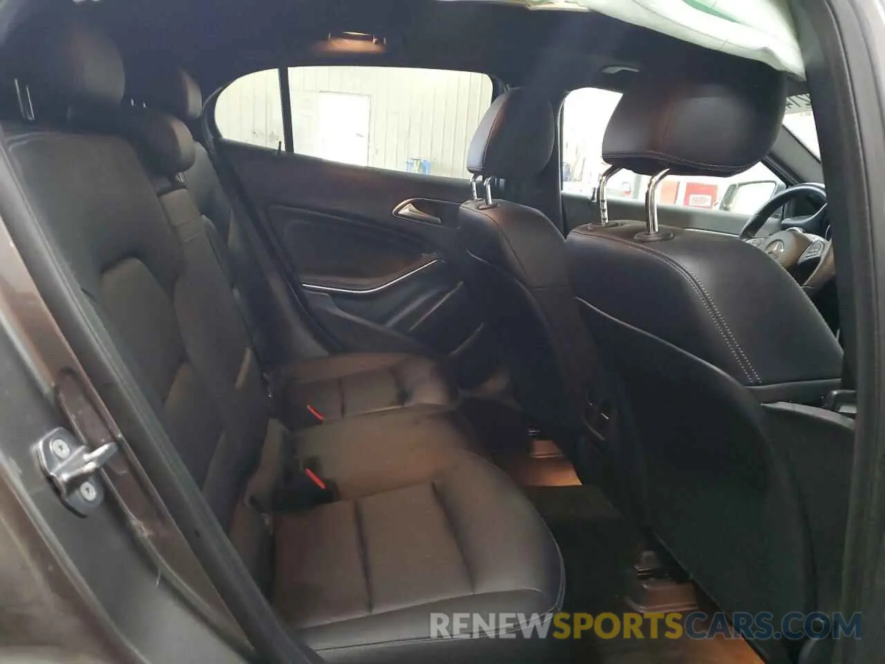 10 Photograph of a damaged car WDCTG4GB9KJ564874 MERCEDES-BENZ GLA-CLASS 2019