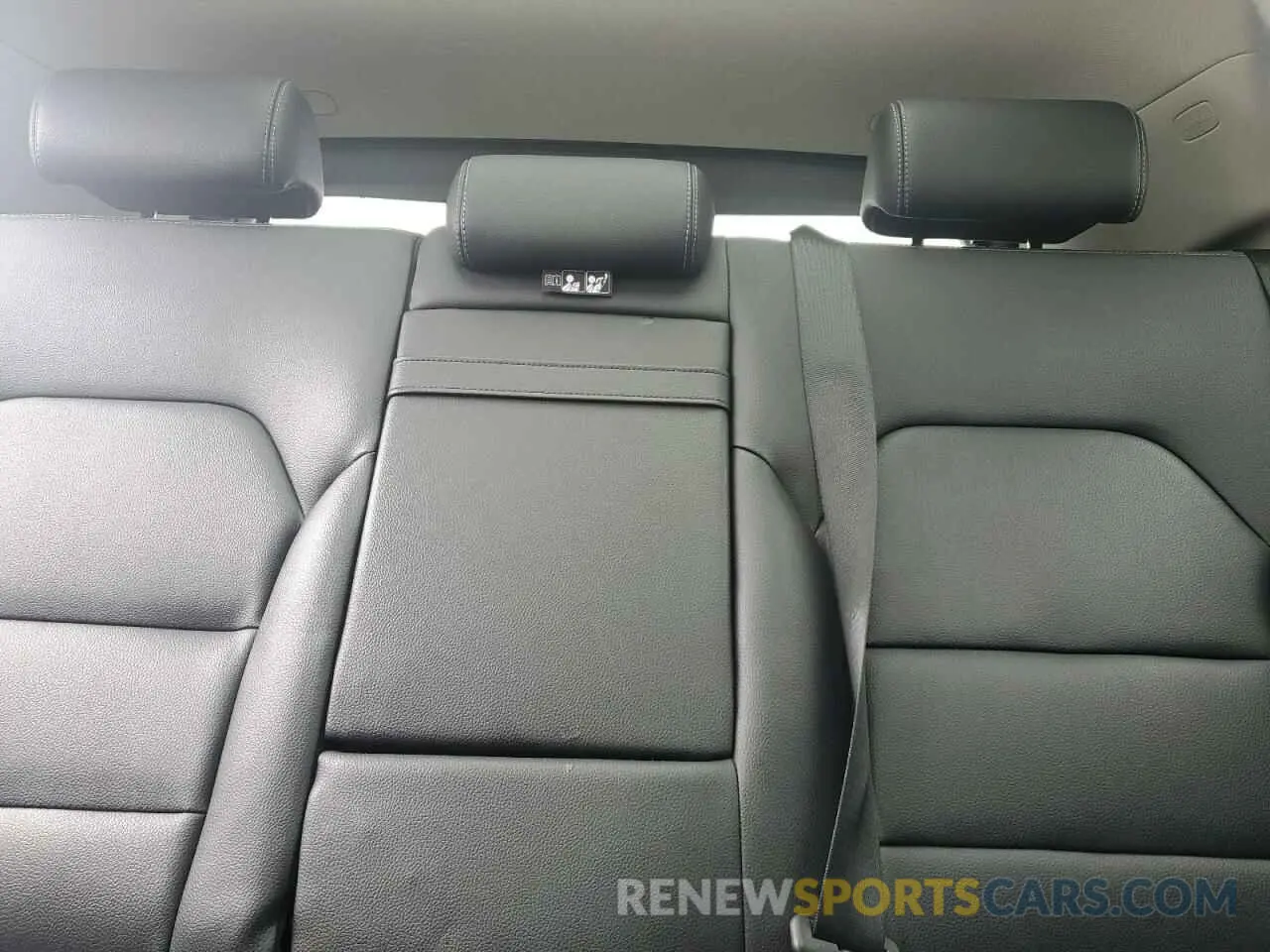 10 Photograph of a damaged car WDCTG4GB9KJ577723 MERCEDES-BENZ GLA-CLASS 2019