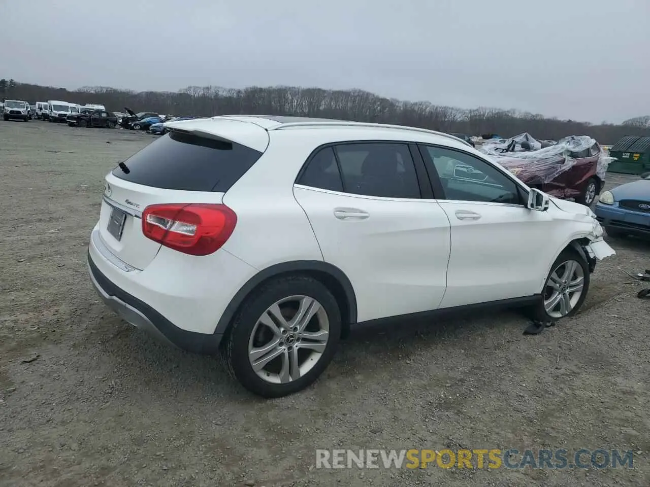 3 Photograph of a damaged car WDCTG4GB9KJ577723 MERCEDES-BENZ GLA-CLASS 2019
