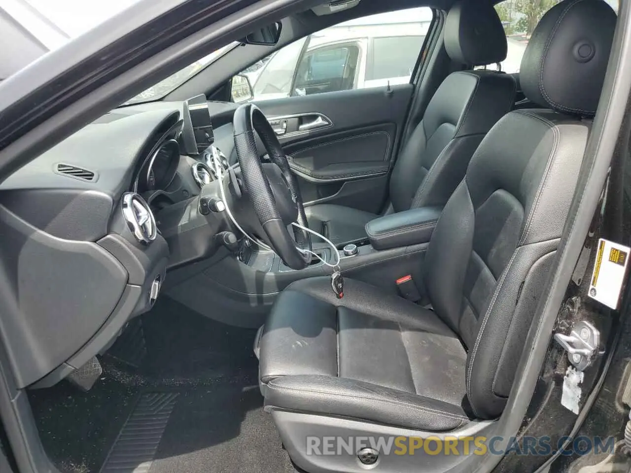 7 Photograph of a damaged car WDCTG4GB9KJ580895 MERCEDES-BENZ GLA-CLASS 2019