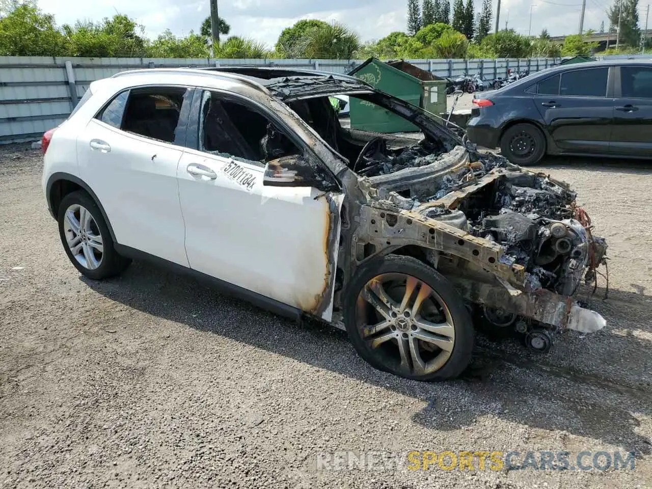 4 Photograph of a damaged car WDCTG4GBXKU004649 MERCEDES-BENZ GLA-CLASS 2019