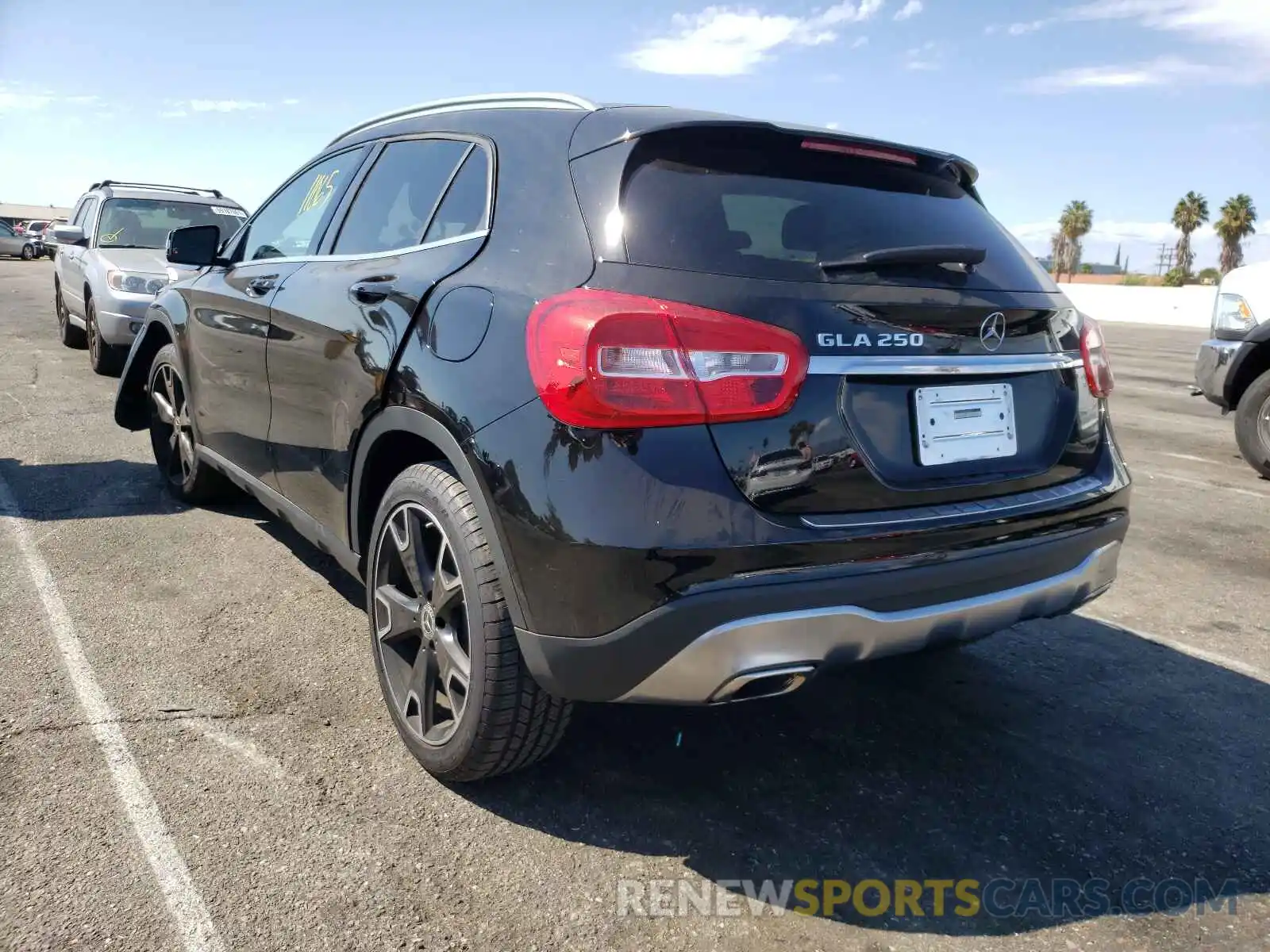 3 Photograph of a damaged car W1NTG4EB0LU029420 MERCEDES-BENZ GLA-CLASS 2020