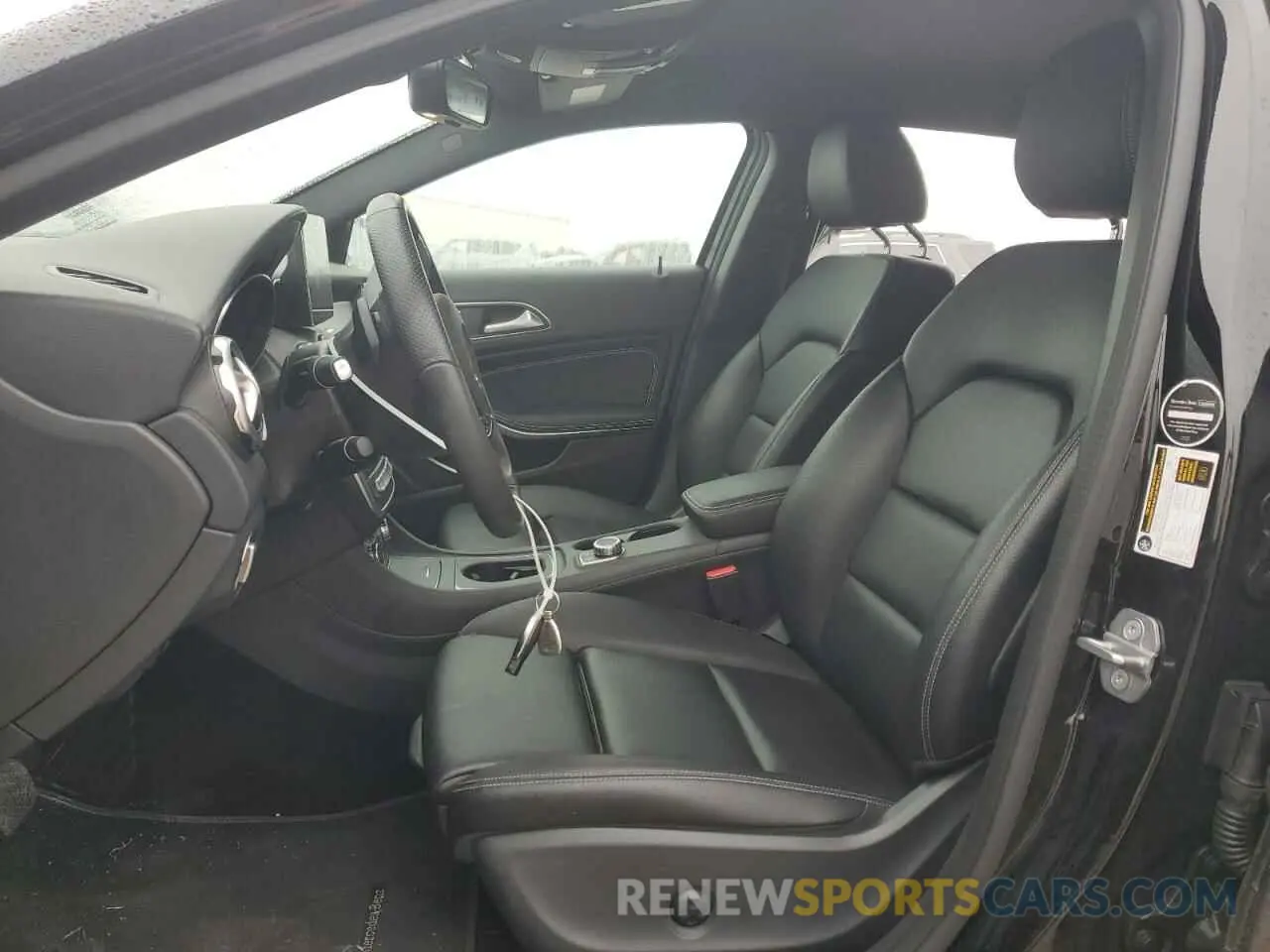 7 Photograph of a damaged car W1NTG4EB8LU029424 MERCEDES-BENZ GLA-CLASS 2020