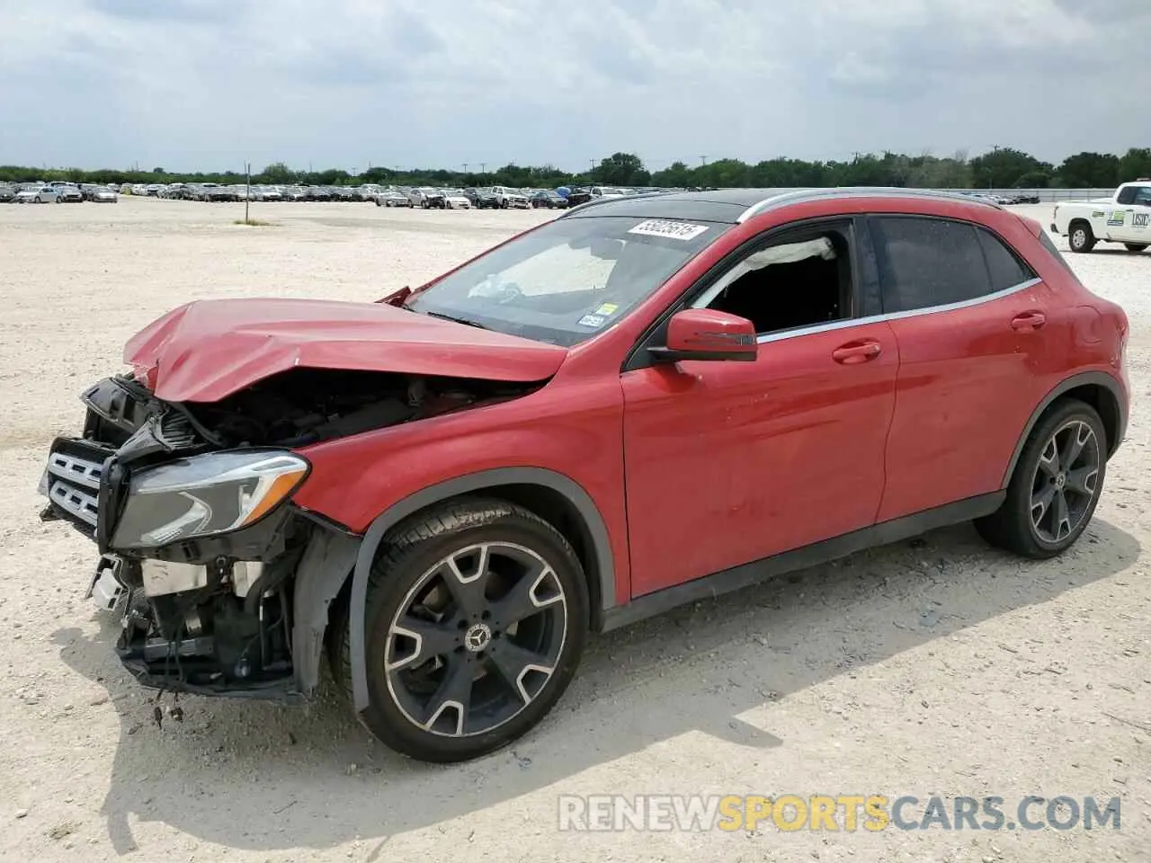 1 Photograph of a damaged car W1NTG4EBXLJ691328 MERCEDES-BENZ GLA-CLASS 2020