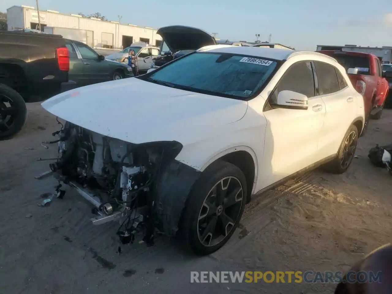 1 Photograph of a damaged car W1NTG4EBXLU030722 MERCEDES-BENZ GLA-CLASS 2020