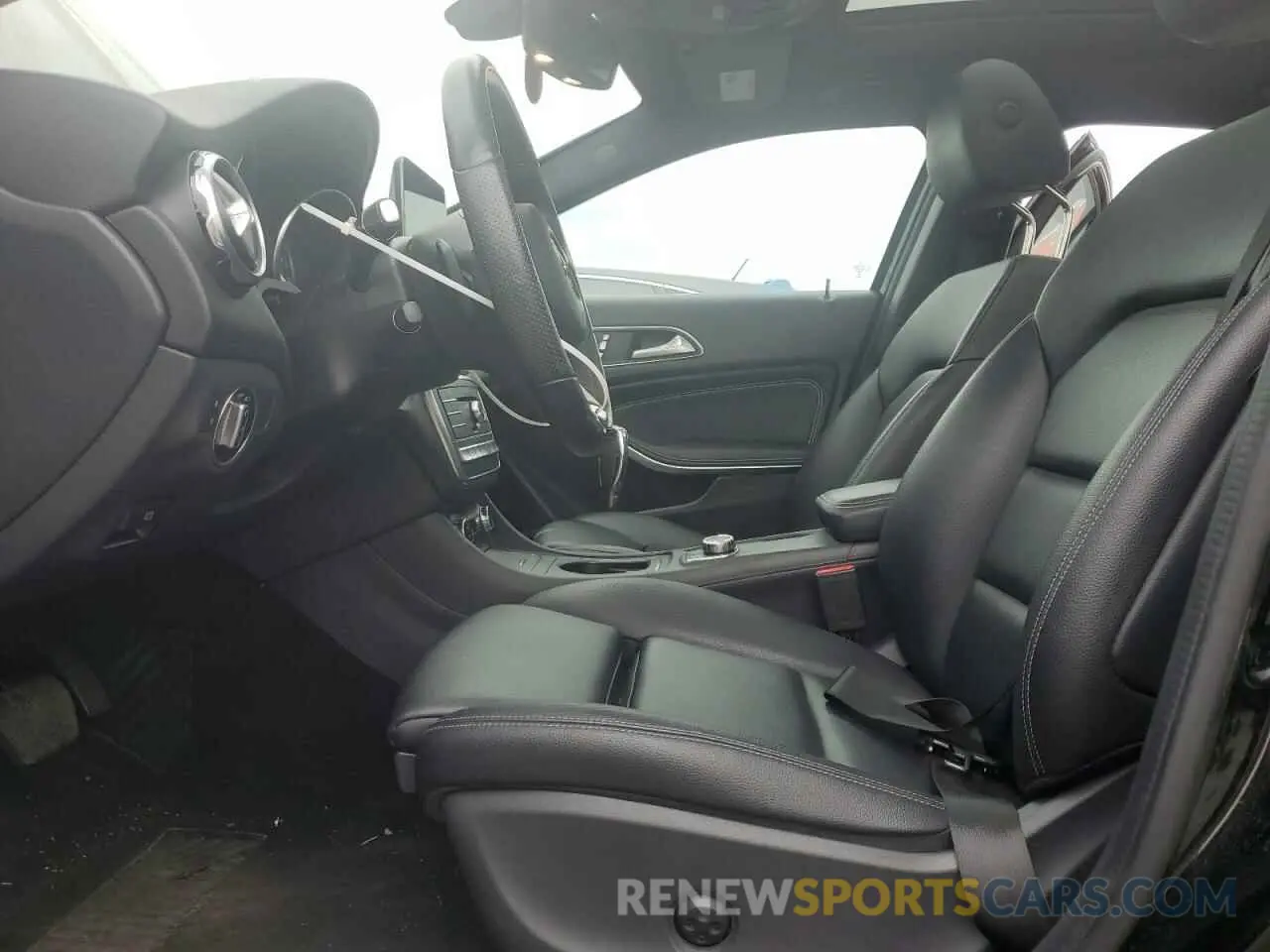 7 Photograph of a damaged car W1NTG4GB3LU031126 MERCEDES-BENZ GLA-CLASS 2020