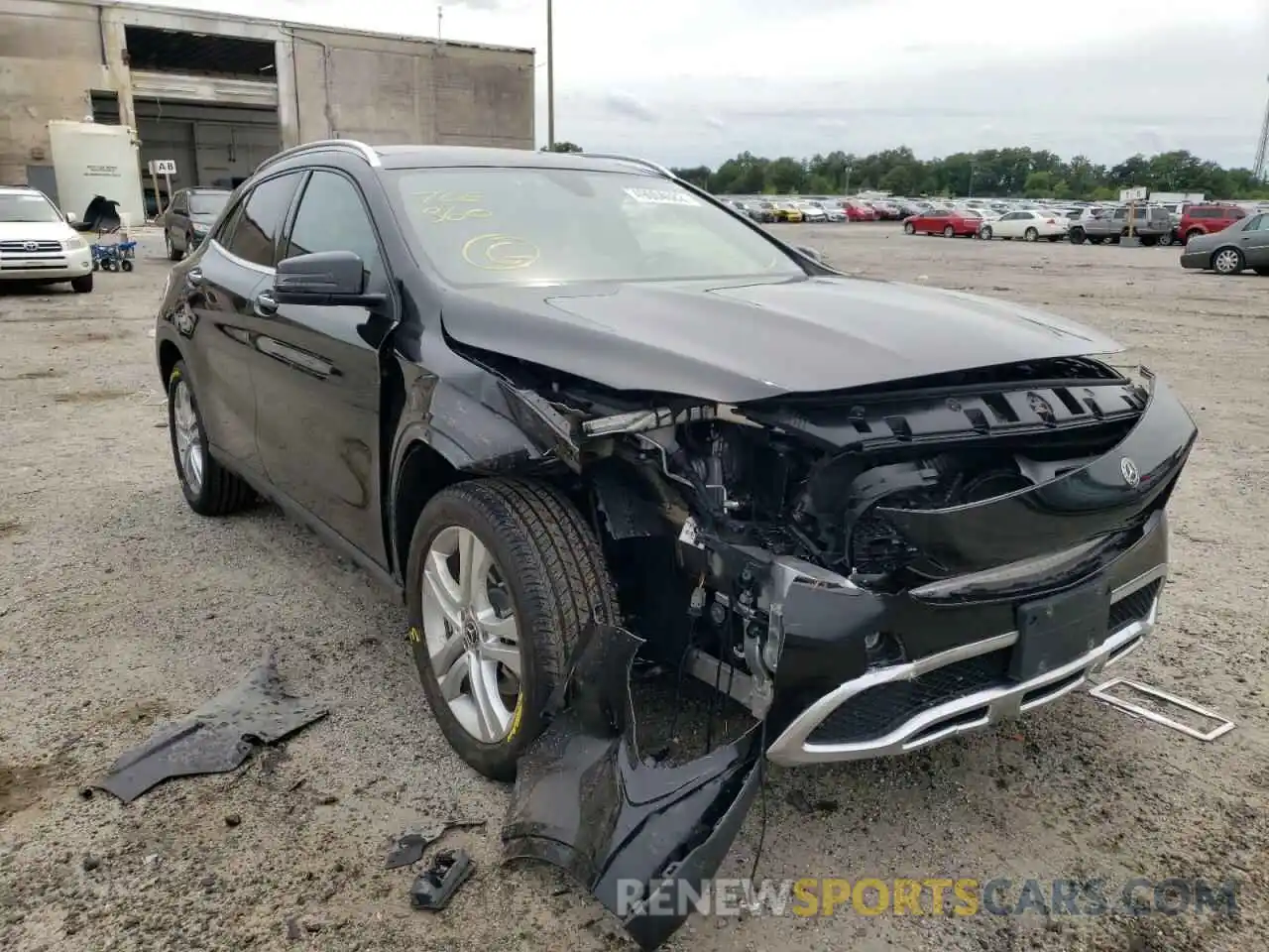 1 Photograph of a damaged car W1NTG4GBXLU030653 MERCEDES-BENZ GLA-CLASS 2020