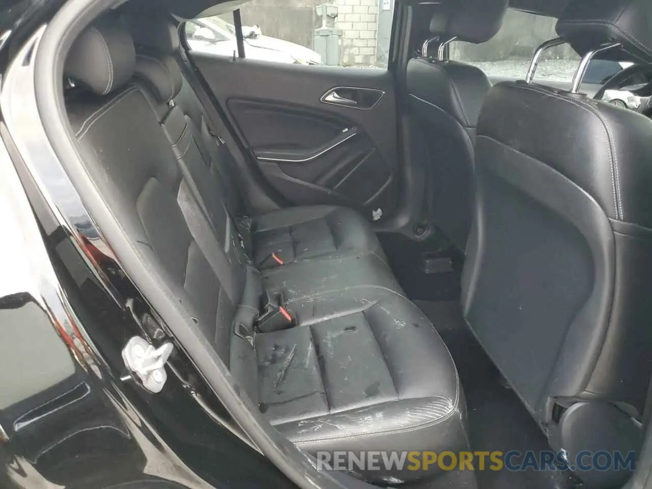 10 Photograph of a damaged car WDCTG4EB0LU023540 MERCEDES-BENZ GLA-CLASS 2020