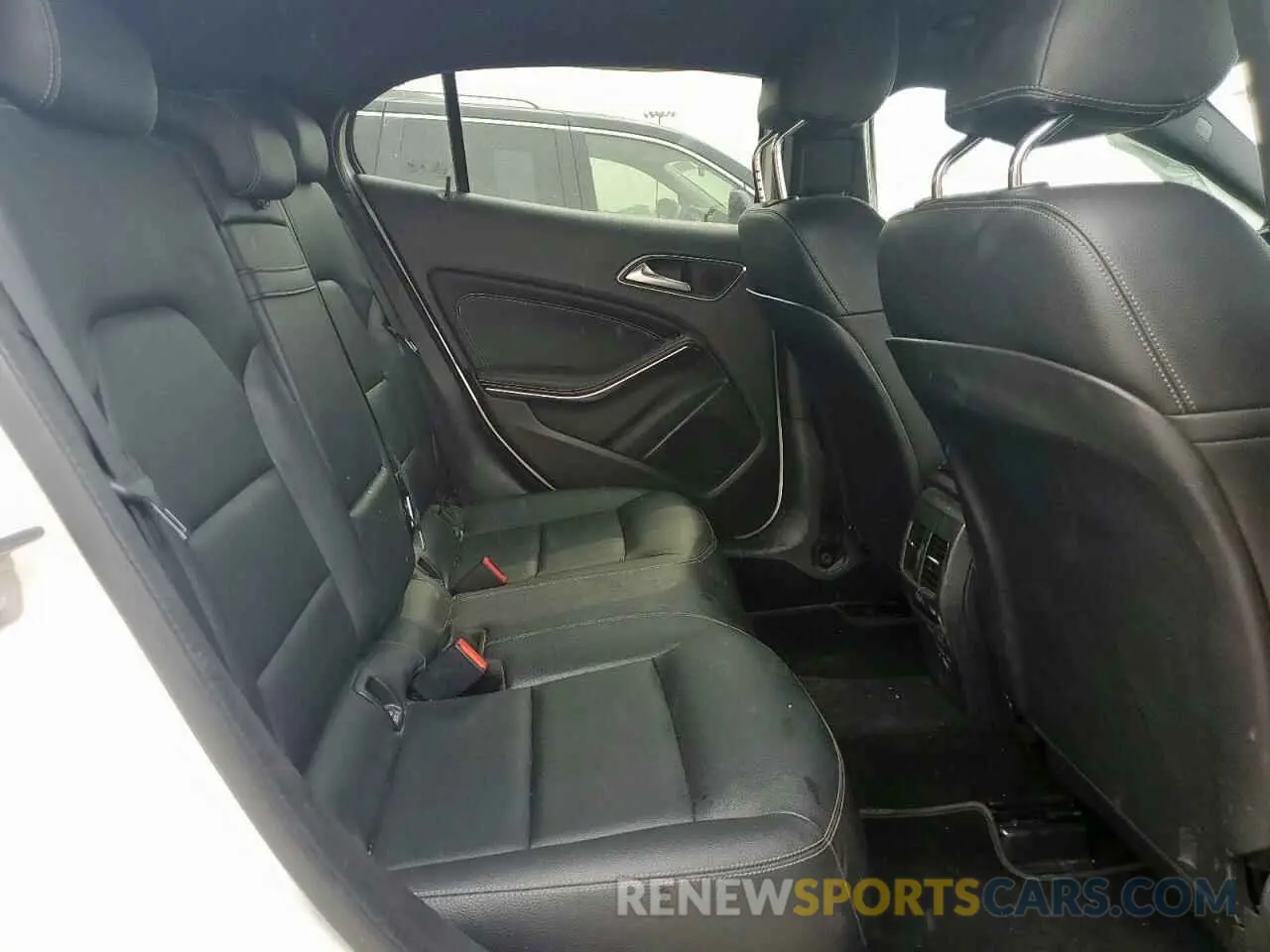 10 Photograph of a damaged car WDCTG4EB1LU026544 MERCEDES-BENZ GLA-CLASS 2020