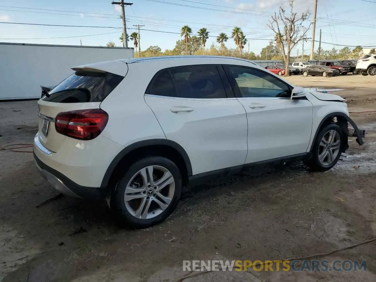 3 Photograph of a damaged car WDCTG4EB2LU022907 MERCEDES-BENZ GLA-CLASS 2020