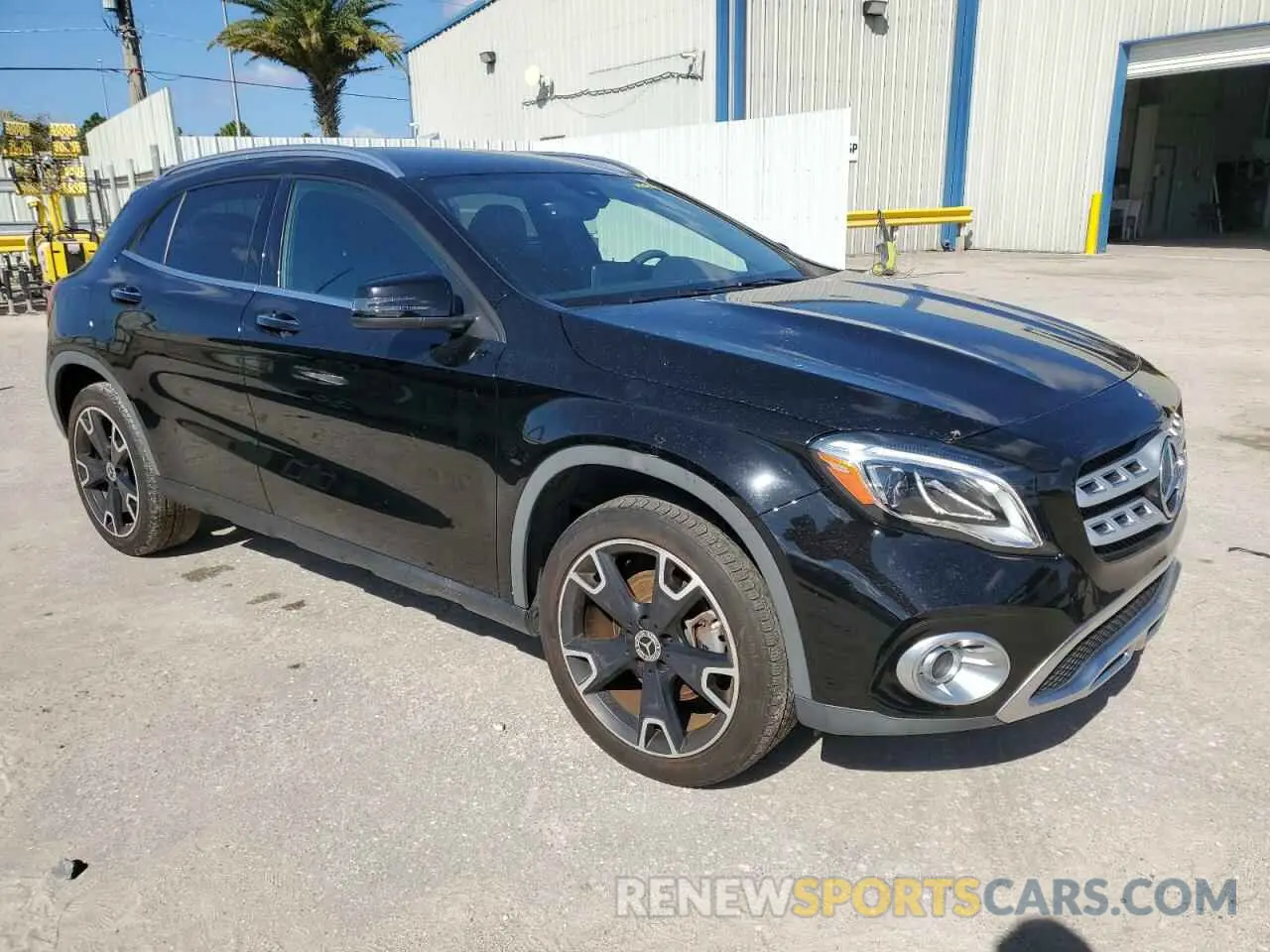 4 Photograph of a damaged car WDCTG4EB6LU022408 MERCEDES-BENZ GLA-CLASS 2020
