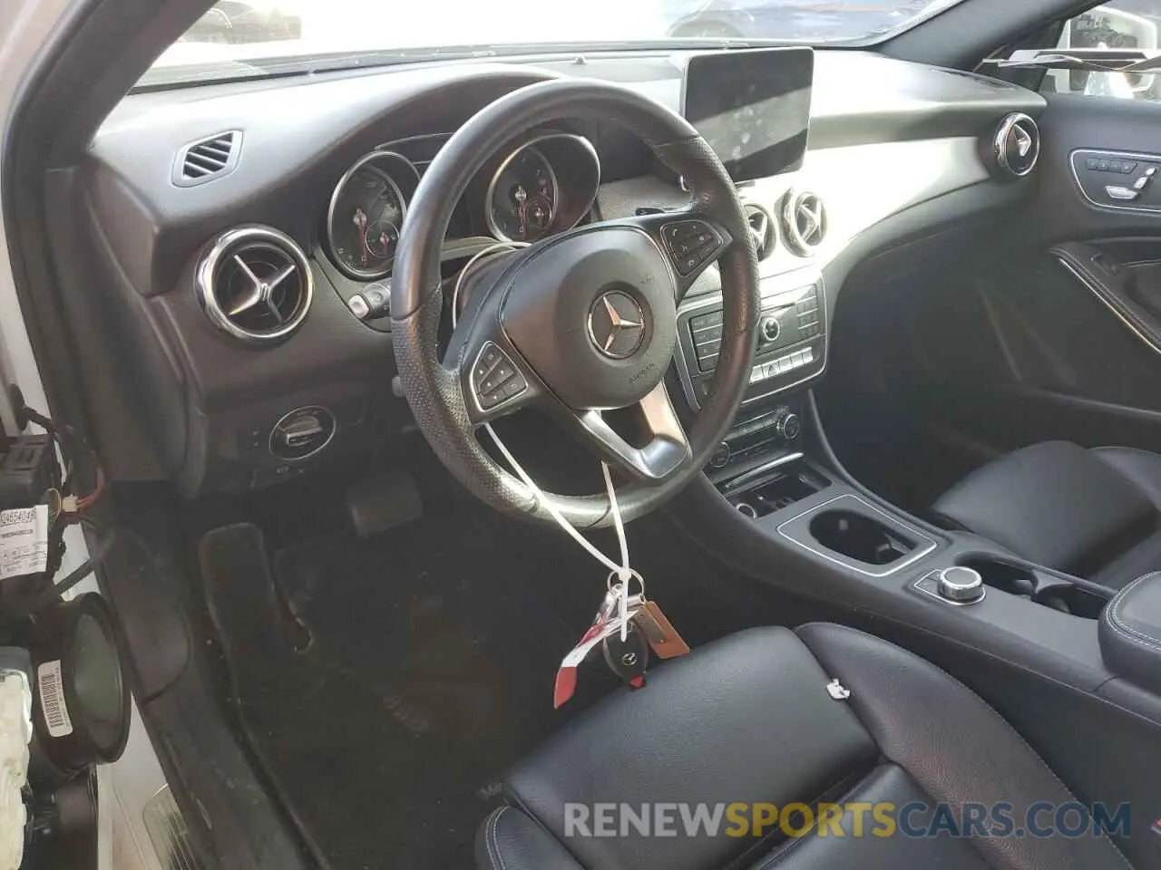 8 Photograph of a damaged car WDCTG4EB8LJ657244 MERCEDES-BENZ GLA-CLASS 2020