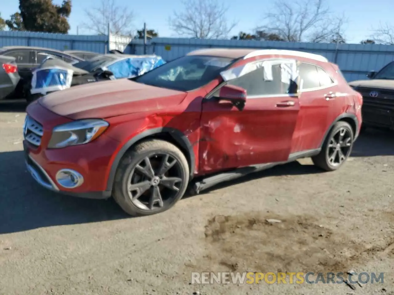 1 Photograph of a damaged car WDCTG4EB9LU021642 MERCEDES-BENZ GLA-CLASS 2020