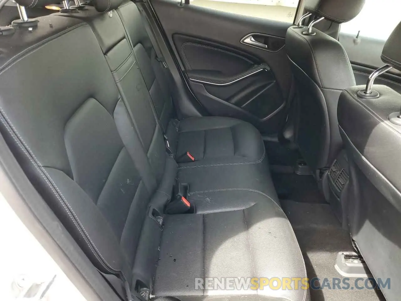 11 Photograph of a damaged car WDCTG4EB9LU023603 MERCEDES-BENZ GLA-CLASS 2020