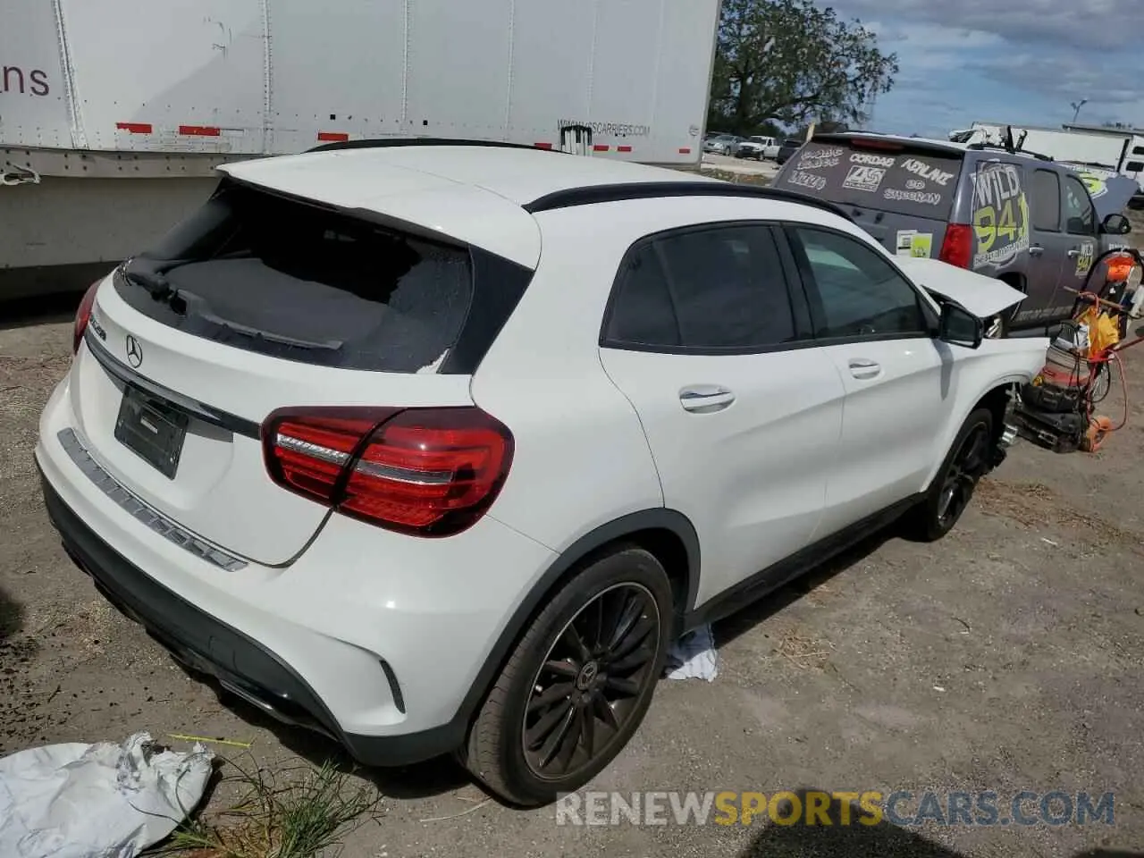 3 Photograph of a damaged car WDCTG4EB9LU023603 MERCEDES-BENZ GLA-CLASS 2020