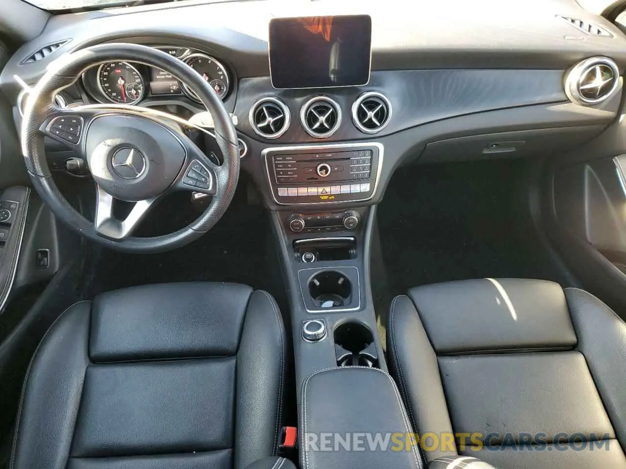8 Photograph of a damaged car WDCTG4GB0LU022174 MERCEDES-BENZ GLA-CLASS 2020