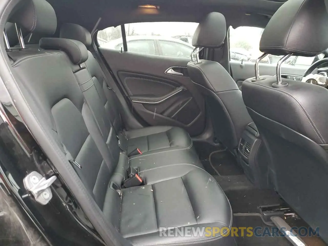 11 Photograph of a damaged car WDCTG4GB0LU023356 MERCEDES-BENZ GLA-CLASS 2020