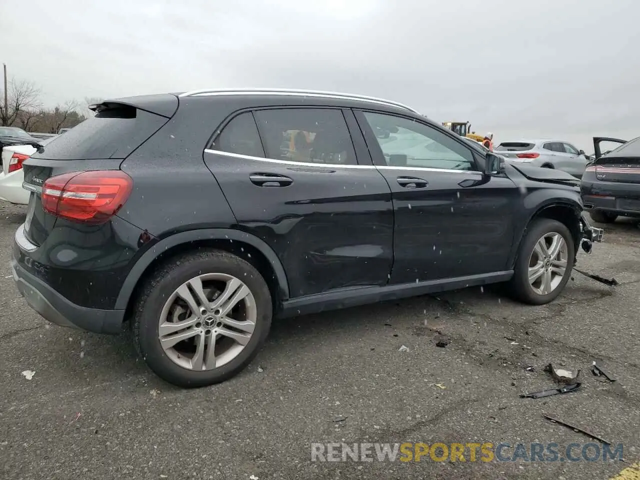 3 Photograph of a damaged car WDCTG4GB0LU023356 MERCEDES-BENZ GLA-CLASS 2020