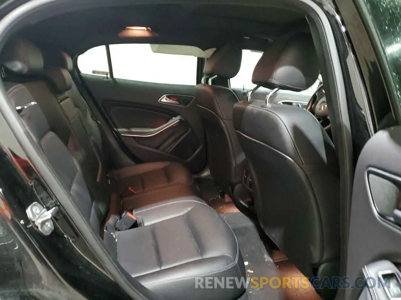 10 Photograph of a damaged car WDCTG4GB0LU026192 MERCEDES-BENZ GLA-CLASS 2020