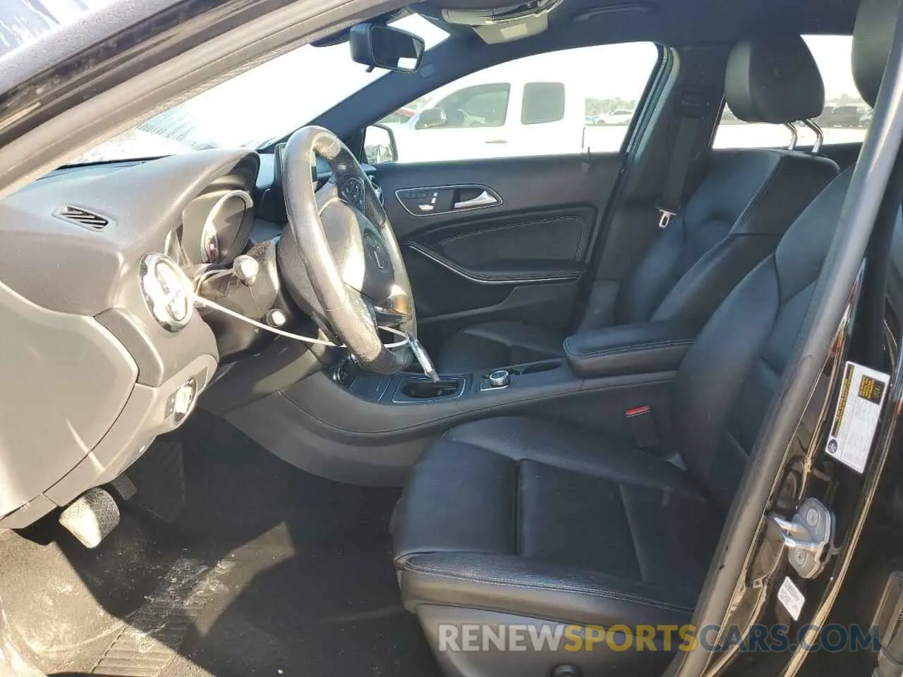 7 Photograph of a damaged car WDCTG4GB3LU025232 MERCEDES-BENZ GLA-CLASS 2020