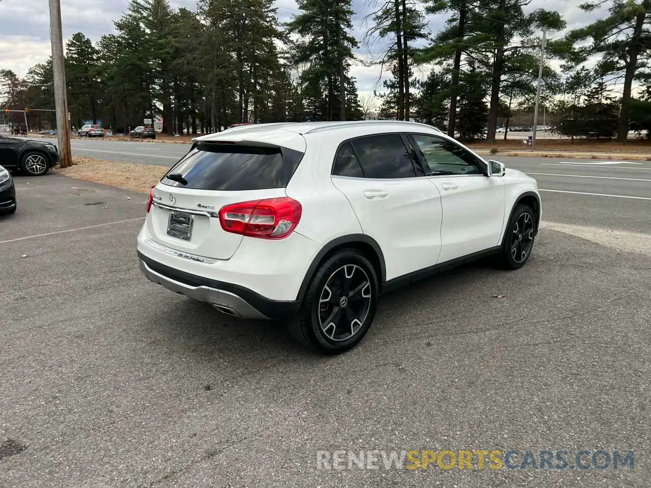 3 Photograph of a damaged car WDCTG4GB5LJ665475 MERCEDES-BENZ GLA-CLASS 2020
