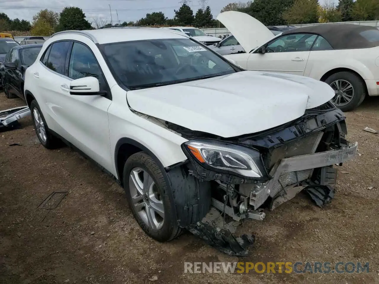 4 Photograph of a damaged car WDCTG4GB9LJ663325 MERCEDES-BENZ GLA-CLASS 2020