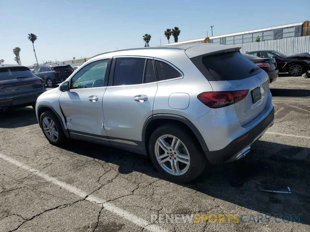 2 Photograph of a damaged car W1N4N4GB0MJ150538 MERCEDES-BENZ GLA-CLASS 2021