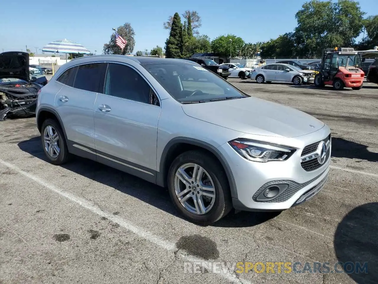 4 Photograph of a damaged car W1N4N4GB0MJ150538 MERCEDES-BENZ GLA-CLASS 2021
