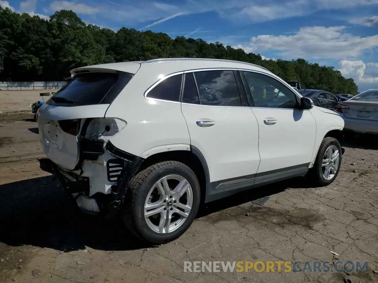3 Photograph of a damaged car W1N4N4GB6MJ120203 MERCEDES-BENZ GLA-CLASS 2021