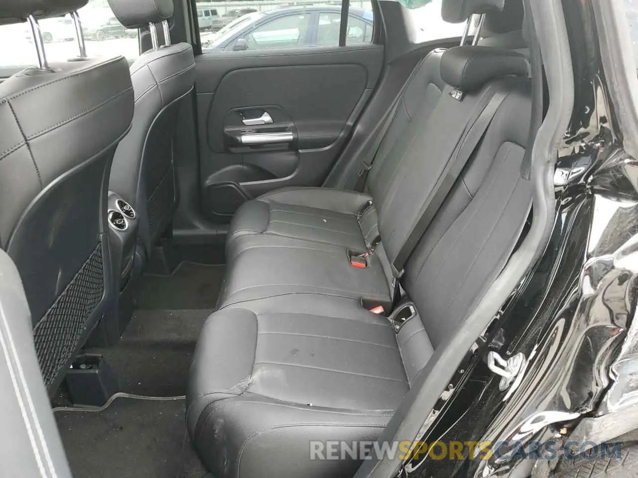 11 Photograph of a damaged car W1N4N4GB7MJ202134 MERCEDES-BENZ GLA-CLASS 2021