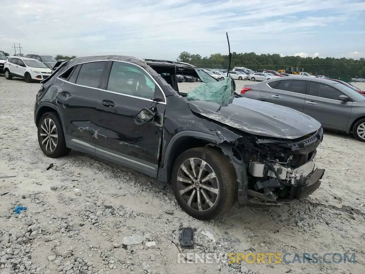 4 Photograph of a damaged car W1N4N4GB7MJ202134 MERCEDES-BENZ GLA-CLASS 2021