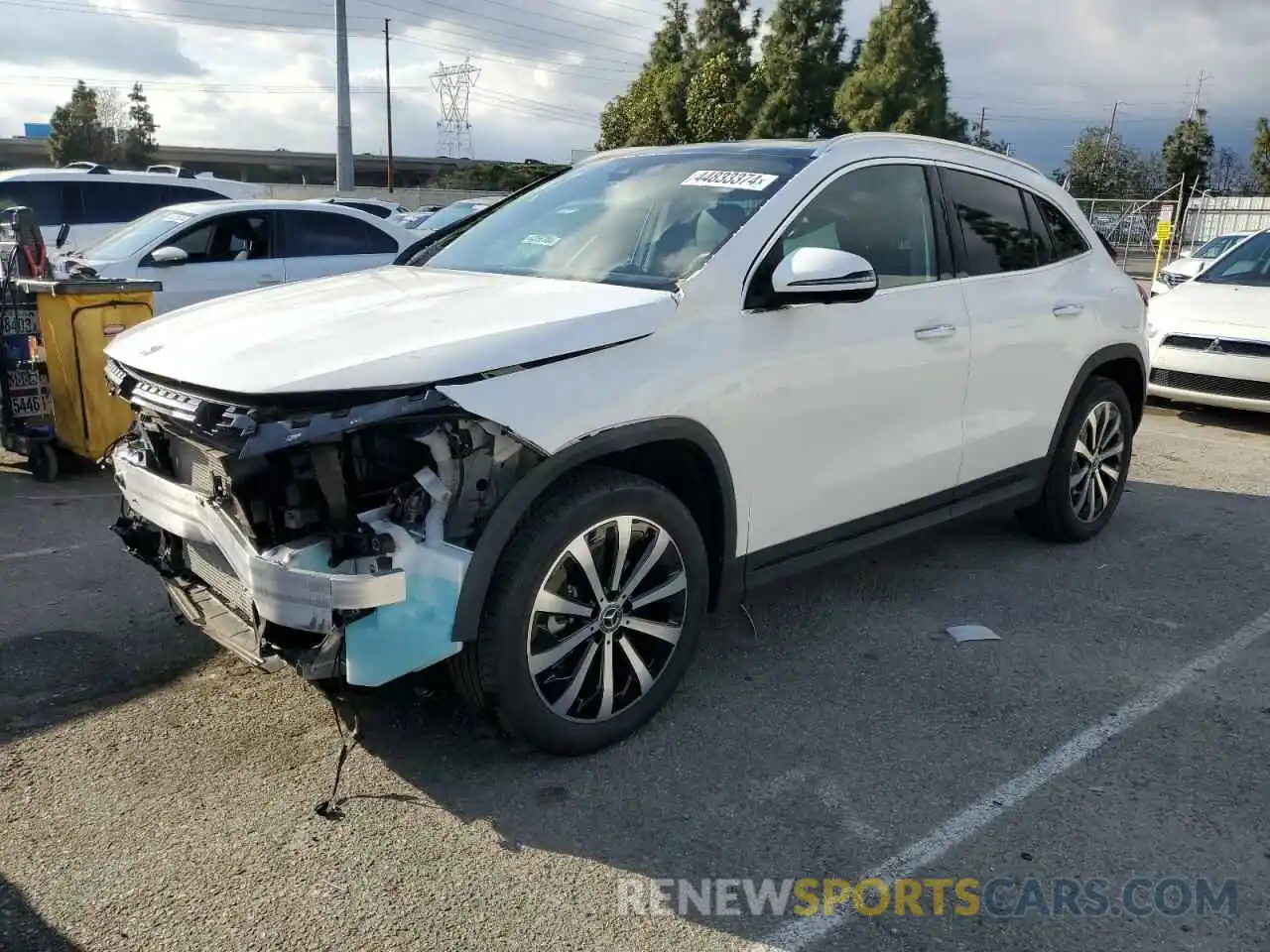 1 Photograph of a damaged car W1N4N4GB7MJ233433 MERCEDES-BENZ GLA-CLASS 2021