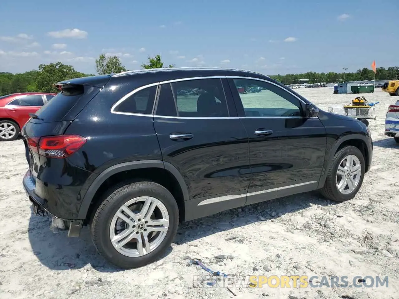 3 Photograph of a damaged car W1N4N4GB7MJ274838 MERCEDES-BENZ GLA-CLASS 2021