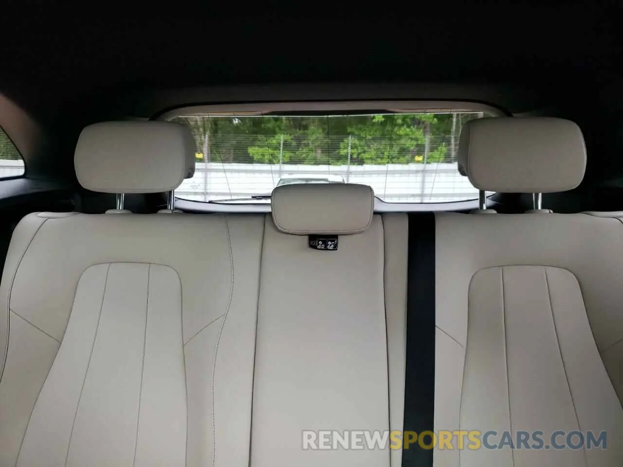 10 Photograph of a damaged car W1N4N4GB8MJ151050 MERCEDES-BENZ GLA-CLASS 2021