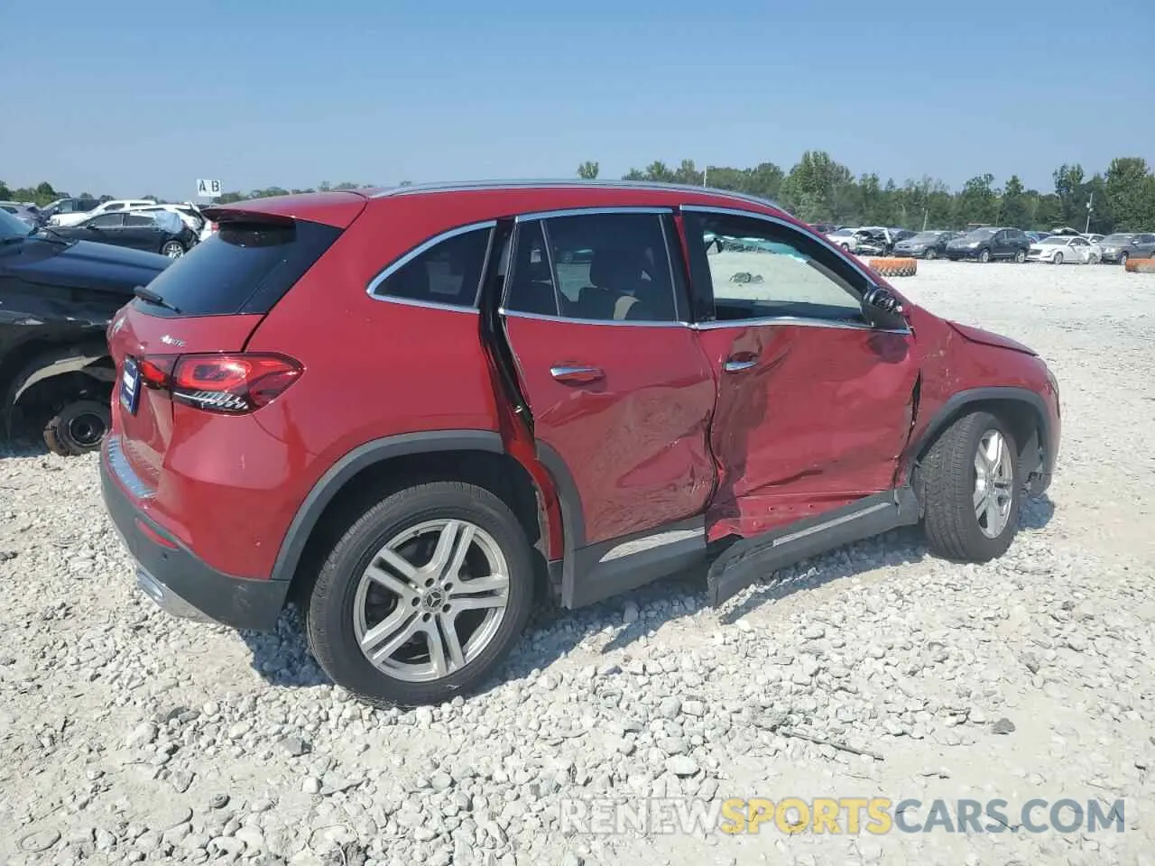 3 Photograph of a damaged car W1N4N4HB0MJ186423 MERCEDES-BENZ GLA-CLASS 2021