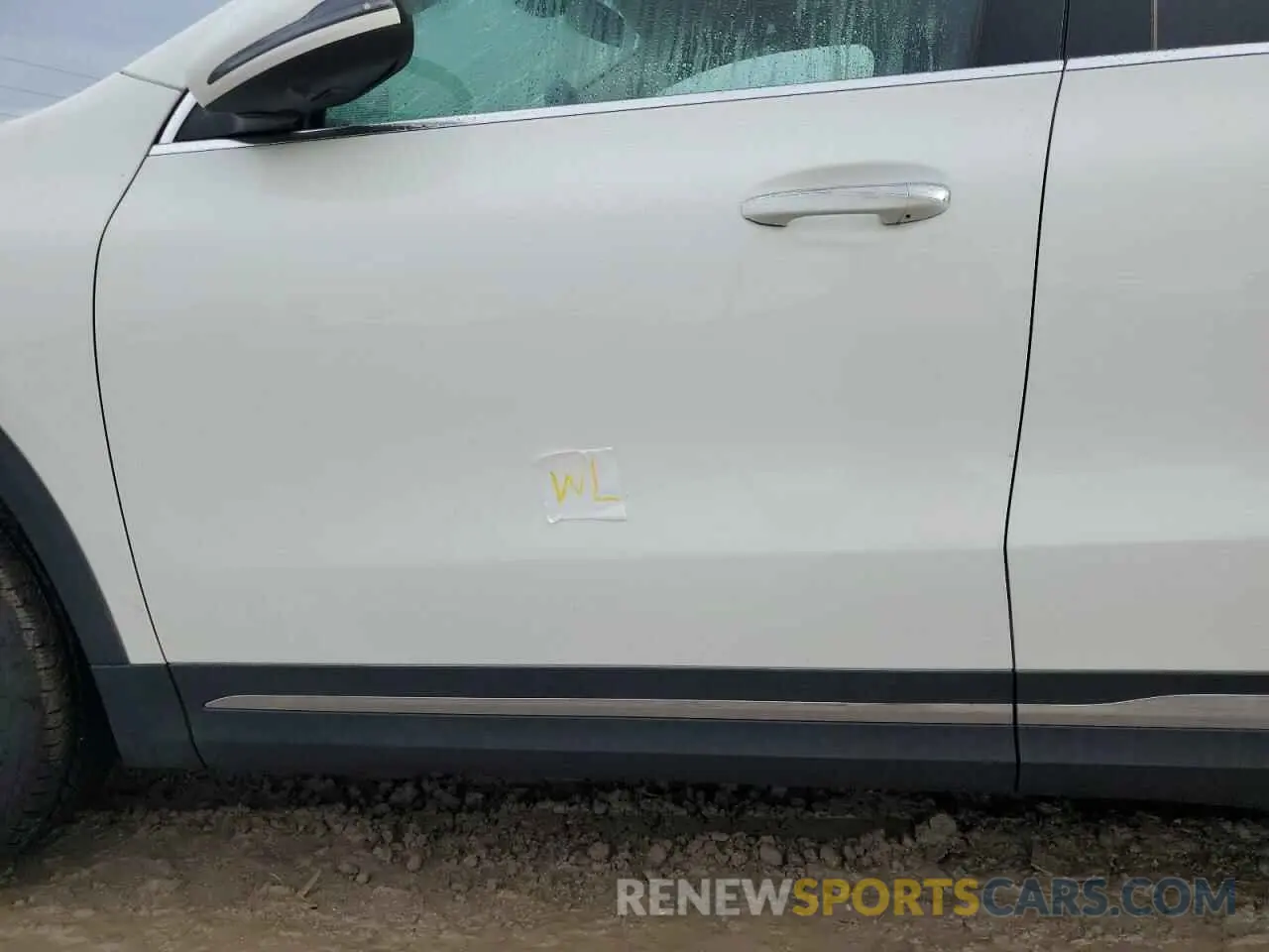 13 Photograph of a damaged car W1N4N4HB0MJ210977 MERCEDES-BENZ GLA-CLASS 2021