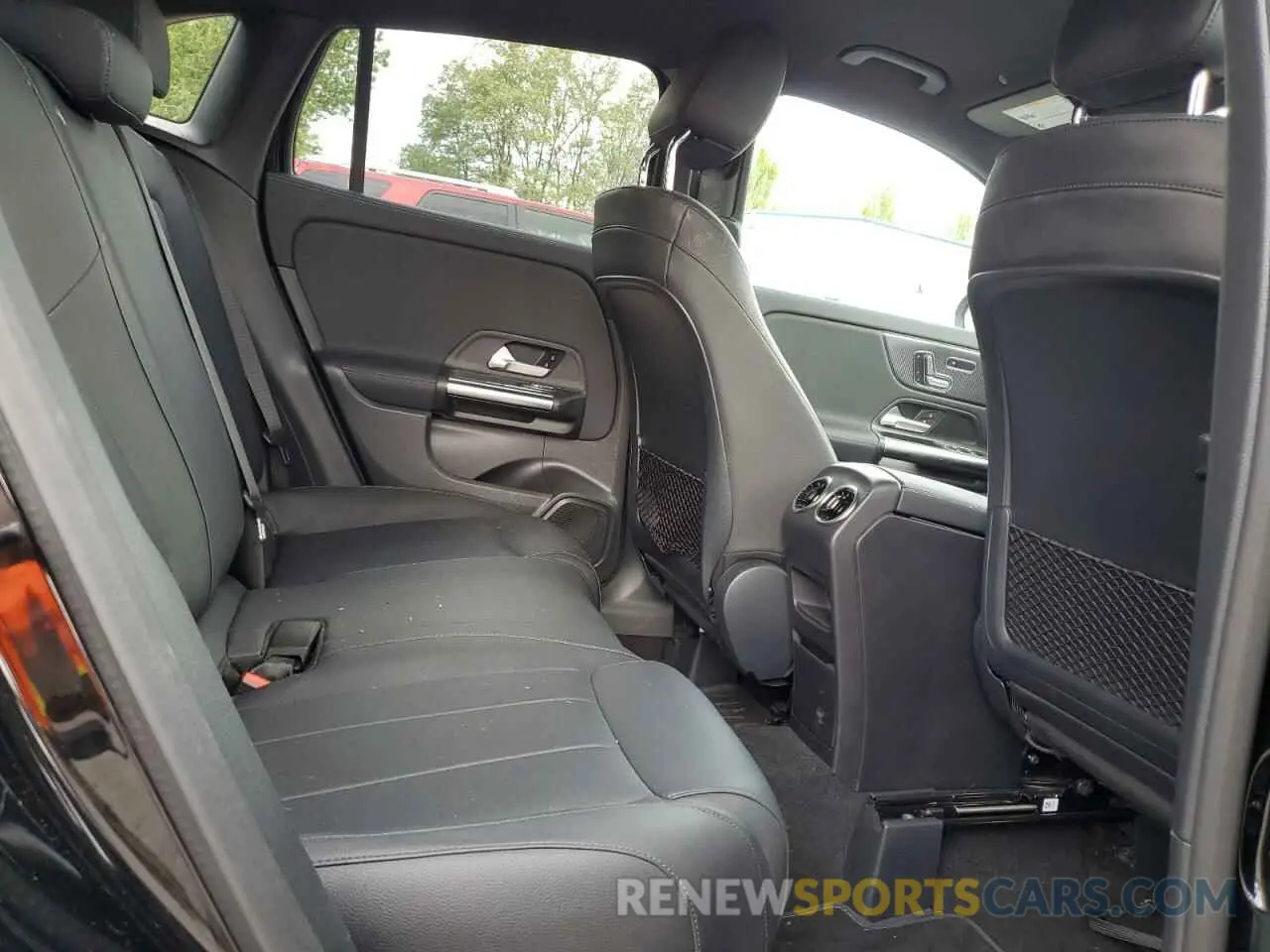 11 Photograph of a damaged car W1N4N4HB1MJ150420 MERCEDES-BENZ GLA-CLASS 2021