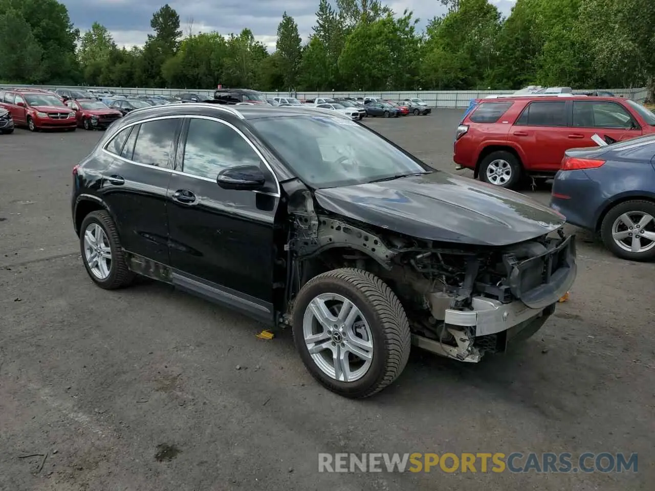 4 Photograph of a damaged car W1N4N4HB1MJ150420 MERCEDES-BENZ GLA-CLASS 2021