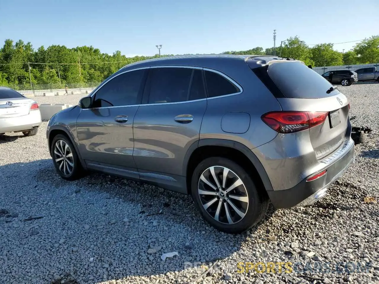 2 Photograph of a damaged car W1N4N4HB3MJ125020 MERCEDES-BENZ GLA-CLASS 2021