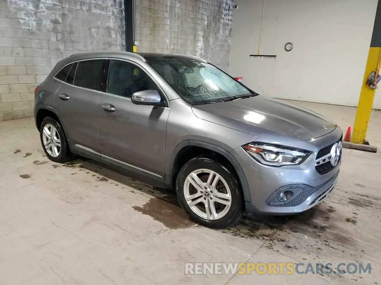 4 Photograph of a damaged car W1N4N4HB3MJ171155 MERCEDES-BENZ GLA-CLASS 2021