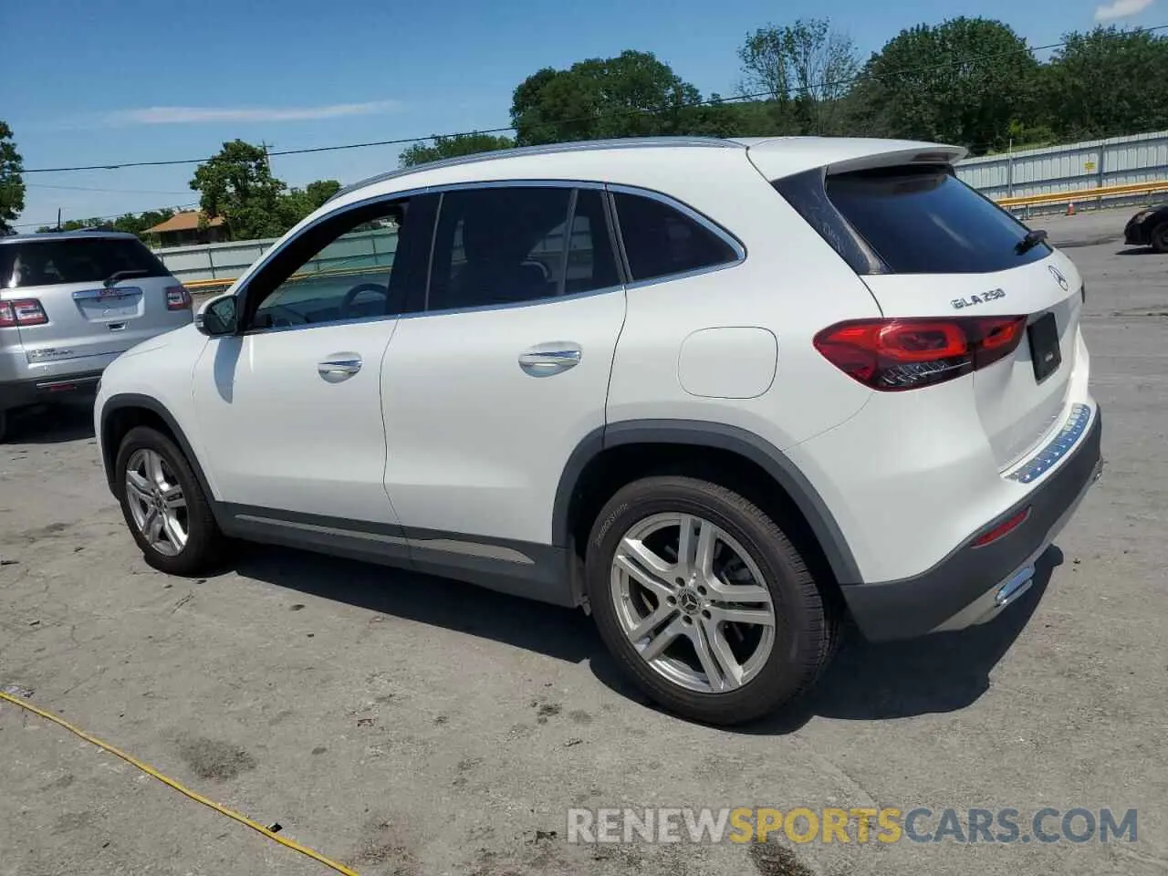 2 Photograph of a damaged car W1N4N4HB4MJ260202 MERCEDES-BENZ GLA-CLASS 2021