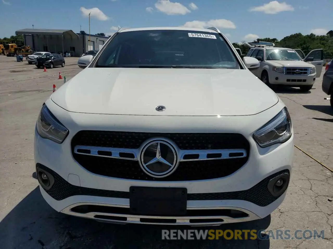 5 Photograph of a damaged car W1N4N4HB4MJ260202 MERCEDES-BENZ GLA-CLASS 2021