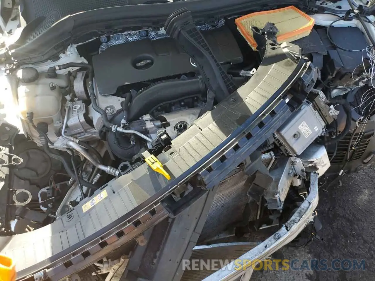 11 Photograph of a damaged car W1N4N4HB4MJ310872 MERCEDES-BENZ GLA-CLASS 2021