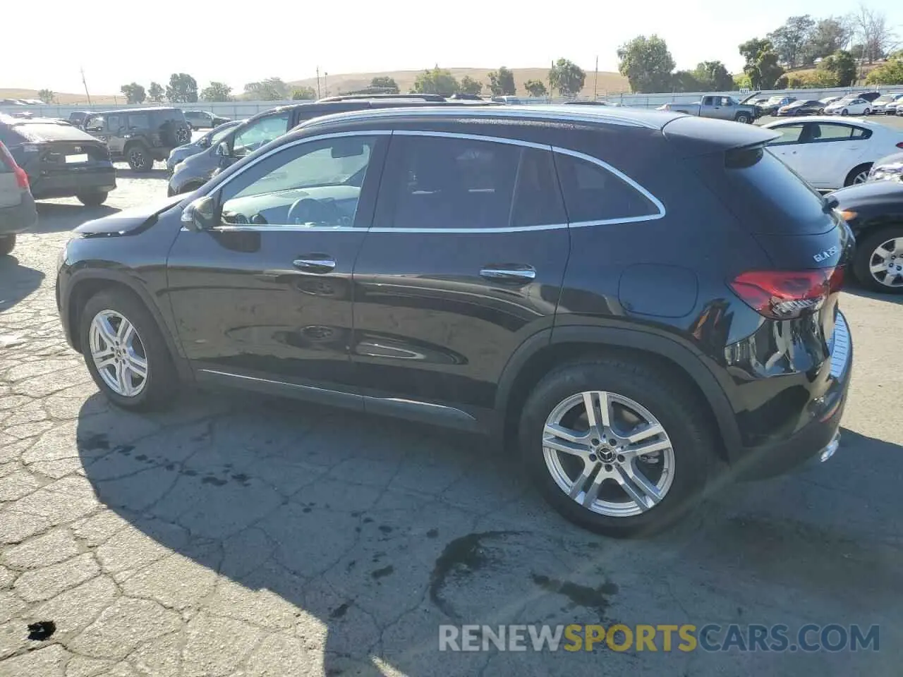 2 Photograph of a damaged car W1N4N4HB5MJ148038 MERCEDES-BENZ GLA-CLASS 2021