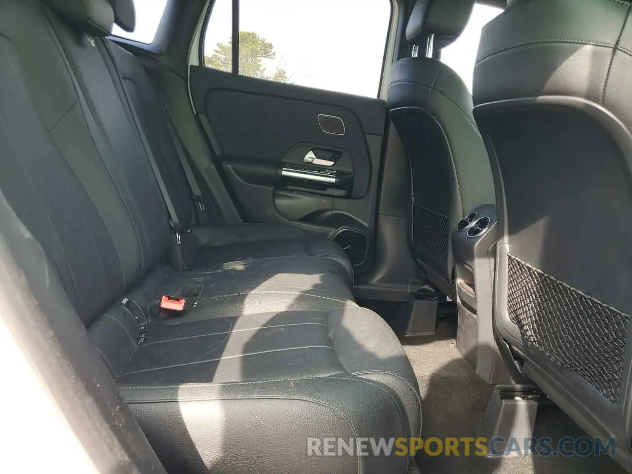 11 Photograph of a damaged car W1N4N4HB6MJ245474 MERCEDES-BENZ GLA-CLASS 2021