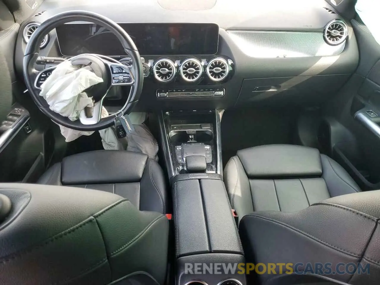 8 Photograph of a damaged car W1N4N4HB6MJ245474 MERCEDES-BENZ GLA-CLASS 2021