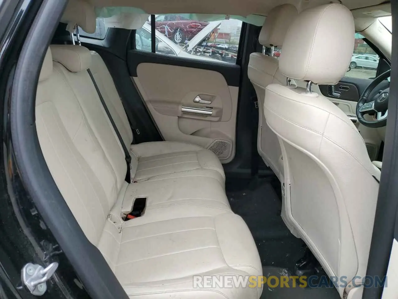 11 Photograph of a damaged car W1N4N4HB7MJ188220 MERCEDES-BENZ GLA-CLASS 2021