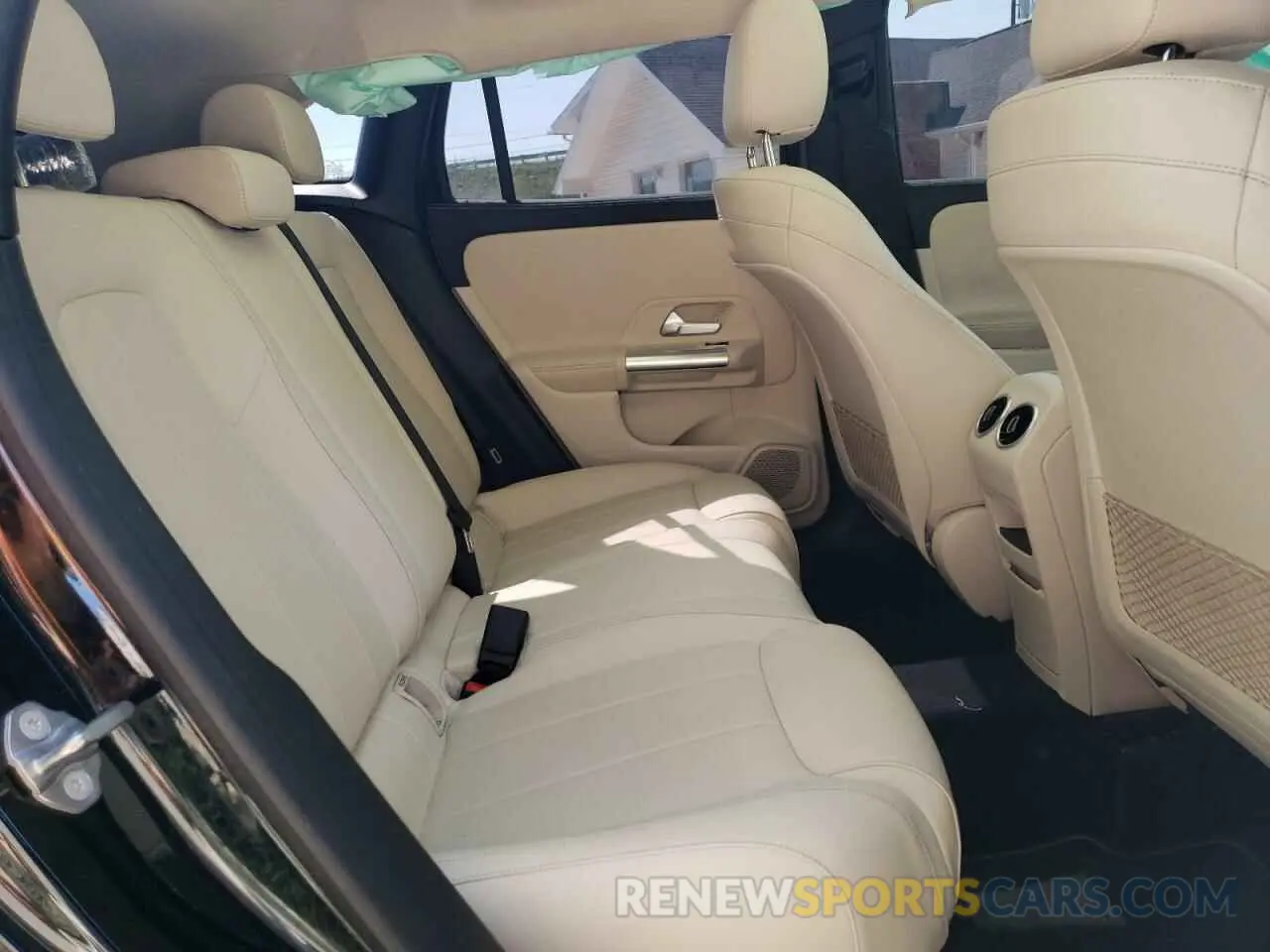 11 Photograph of a damaged car W1N4N4HB9MJ159088 MERCEDES-BENZ GLA-CLASS 2021